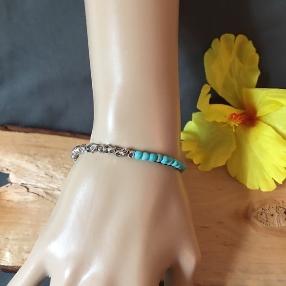 Turquoise and silver stretch bracelet - Picture 5 of 6